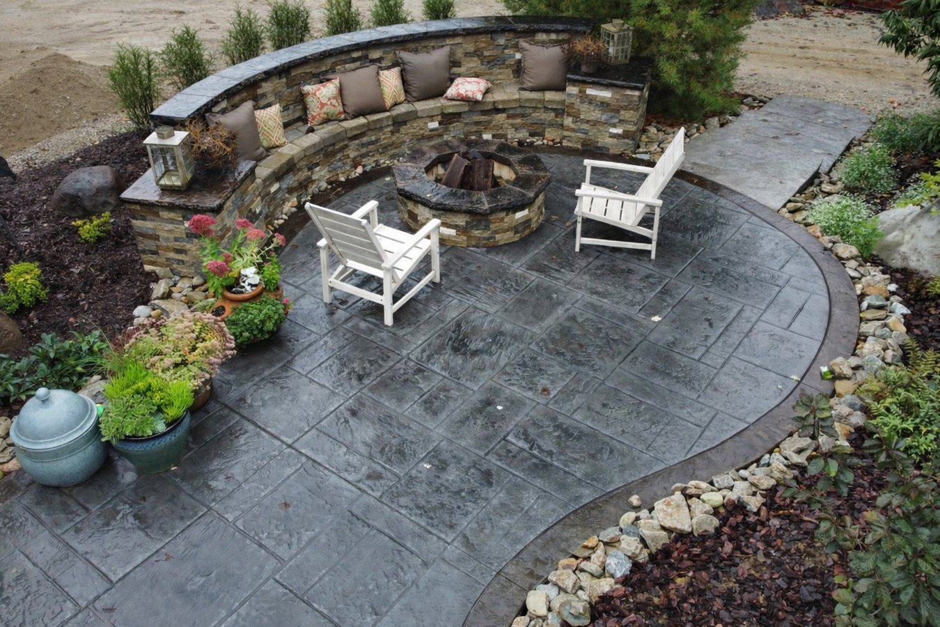 Concrete patio construction in Laredo, TX